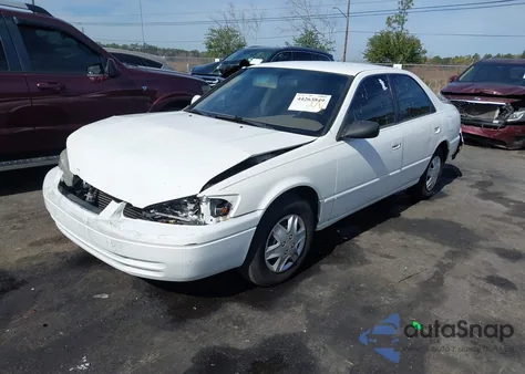 1999 Toyota Camry Le из США, поврежденный, VIN 4T1BG22K3XU922095